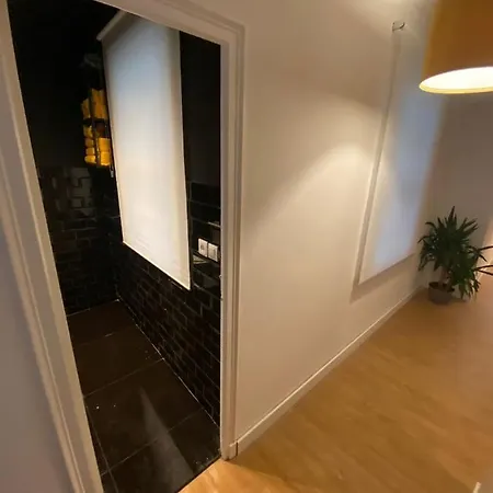 Luxury In Center Apartment